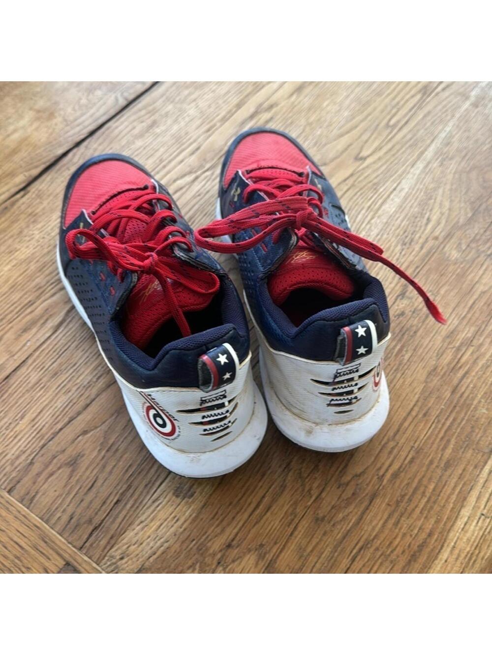 Under Armour Harper Baseball cleats size 6Y - Picture 2 of 5